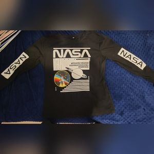 NASA long sleeve shirt size M (Amazon WLLW)